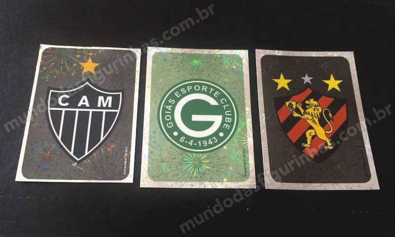 Campeonato Brasileiro 2017 - As figurinhas dos escudos do Galo, do Goiás e do Sport.