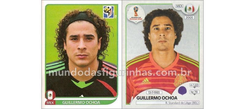 Figurinhas do Ochoa nos álbuns da Copa de 2010 e 2018.