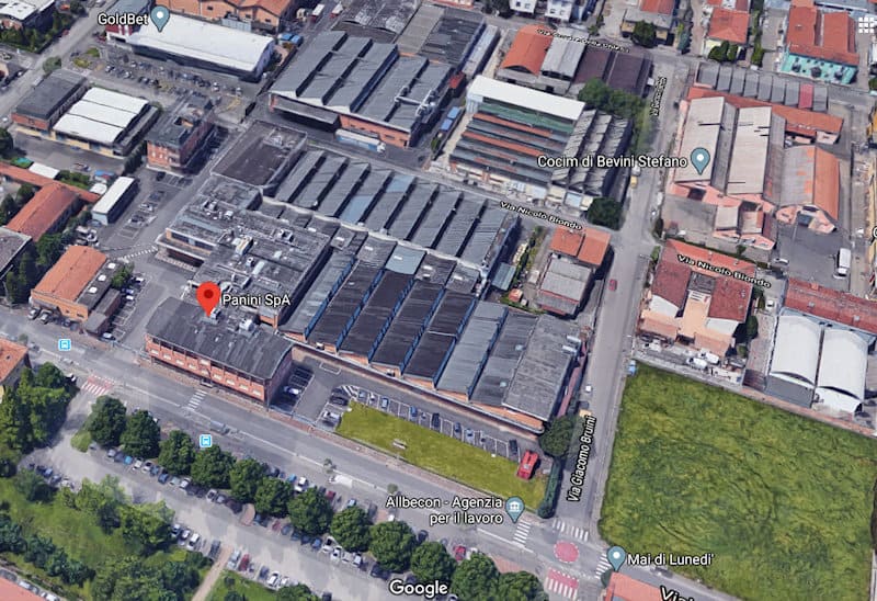 Vista aérea de la fábrica en Módena.